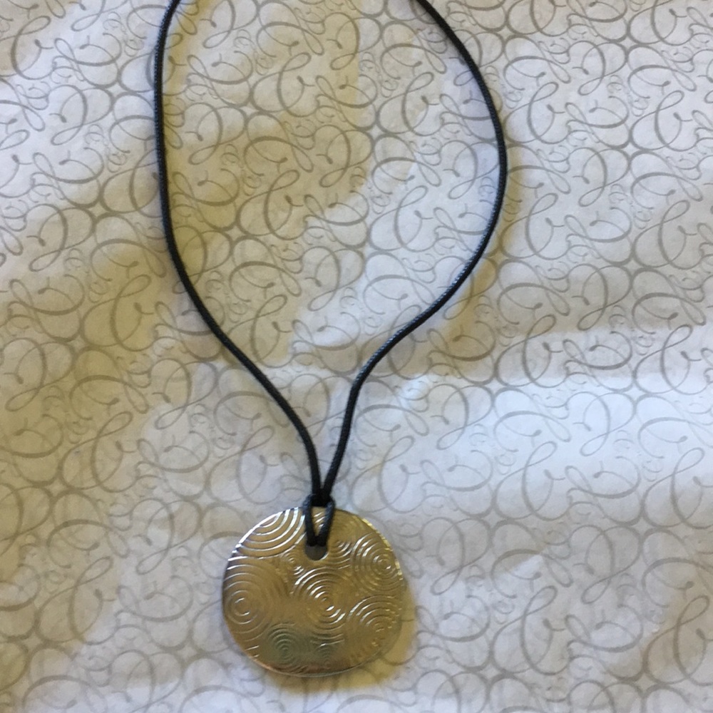 Lia Sophia adjustable reversible necklace